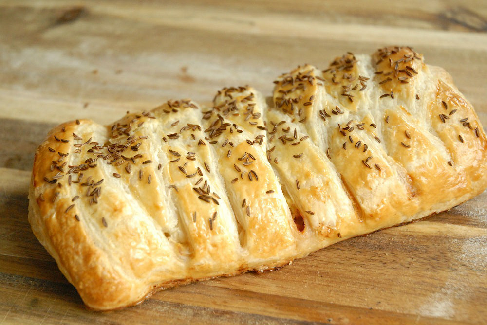 TRENZA DE SALMÓN TRENZA DE SALMÓN