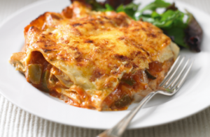LASAÑA DE VEGETALES Y SALMÓN AHUMADO LASAÑA DE VEGETALES Y SALMÓN AHUMADO